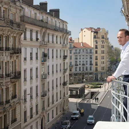 Mercure Centre Brotteaux 4*