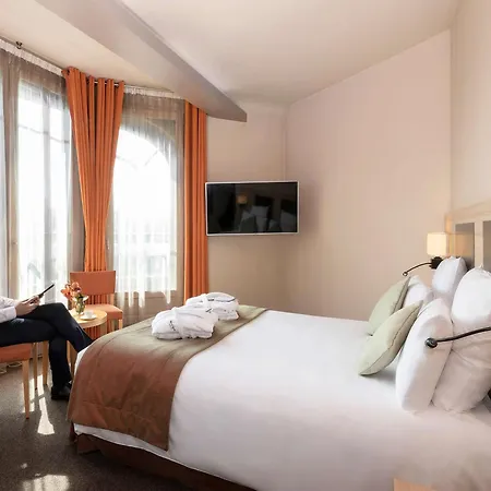Mercure Centre Brotteaux Hotel 4*