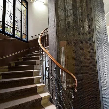 Hotel Mercure Centre Brotteaux 4*